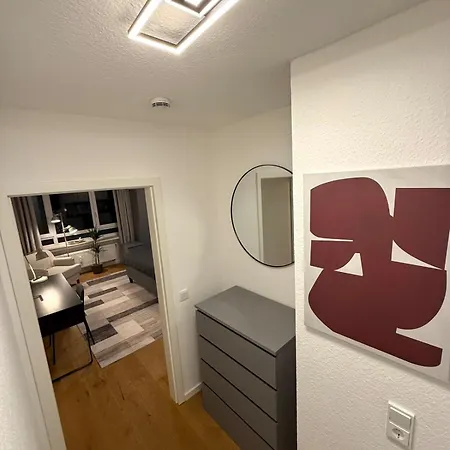 Appartement Frisch Saniertes Design-studio Am Chlodwigplatz Keulen